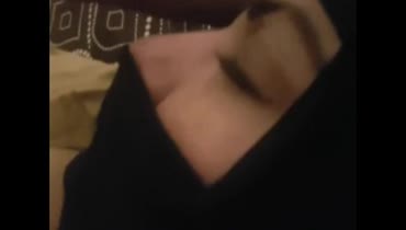 محجبة عربية كسها مشعر تمص الزب وتتناك نيك نار
