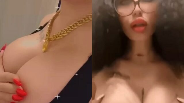 نيك طيز عربي سمين مربرب لمصرية ممحونة عاشقها يلحس كسها ويرعشها أولا